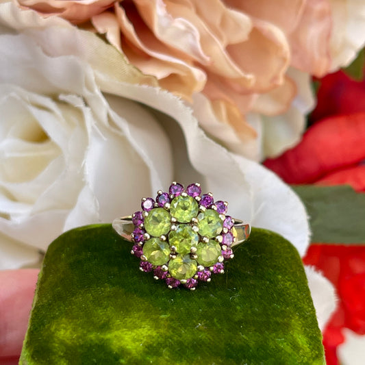 9ct Gold Peridot And Amethyst Cluster Flower Ring Yellow Gold R 3.5g