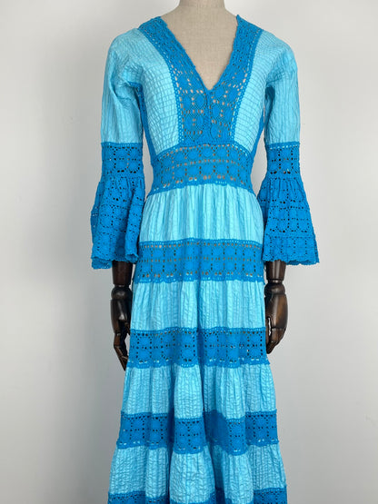 THE TURQUOISE CROCHET