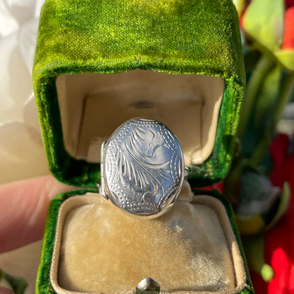 Vintage Sterling Silver Filigree Engraved Locket Ring N