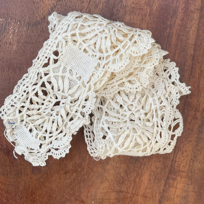 Unreleased: Antique Victorian Cream Hand Crocheted Lace Wheel & Scallop