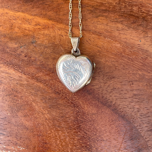 Unreleased: Vintage Sterling Silver Small Filigree Heart Locket