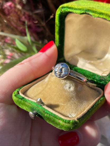 Sterling Silver Moon Face Ring Vintage Victorian Look Celestial Style As above U