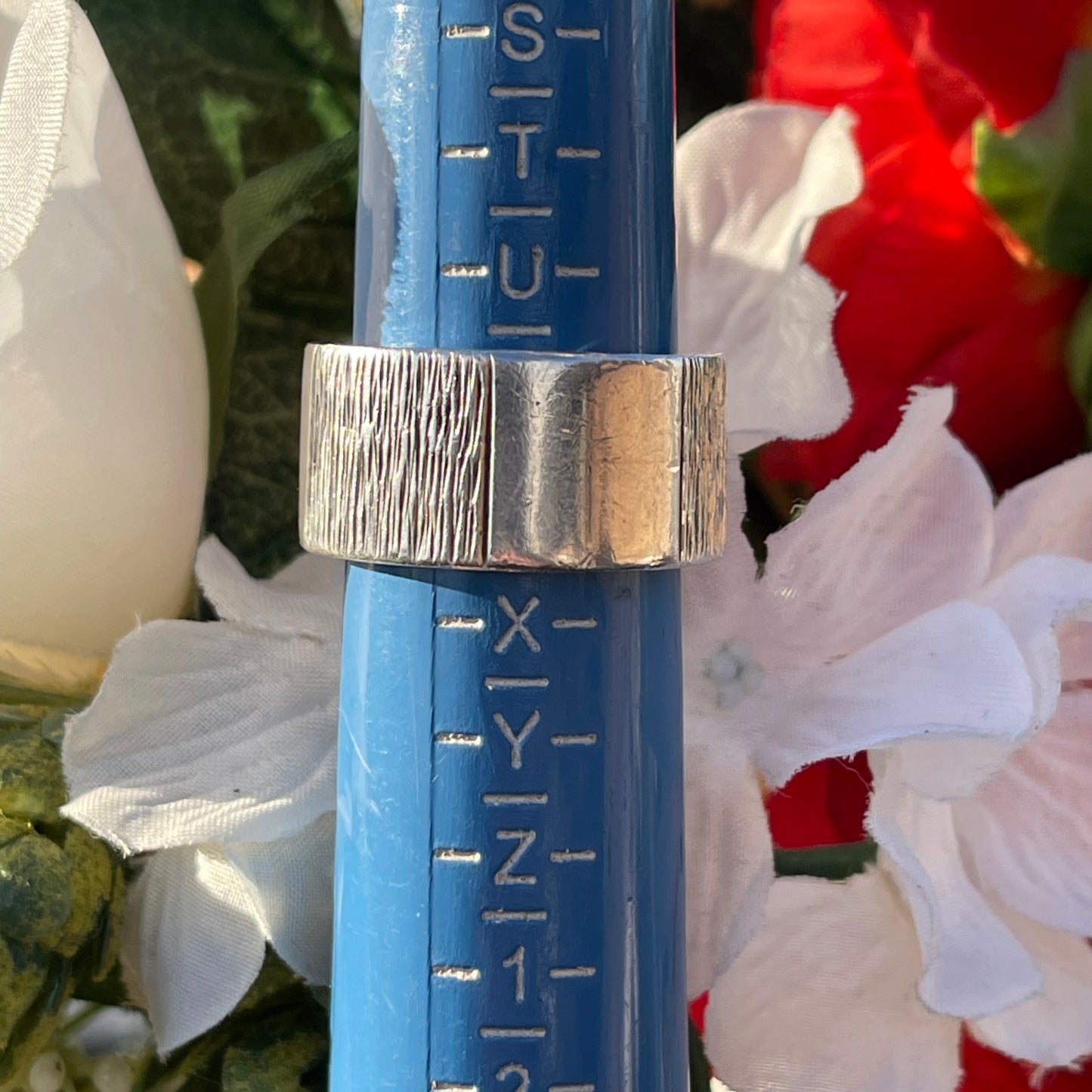 Vintage Sterling Silver Heavy Thick Band Modernist Textured Ring V/W