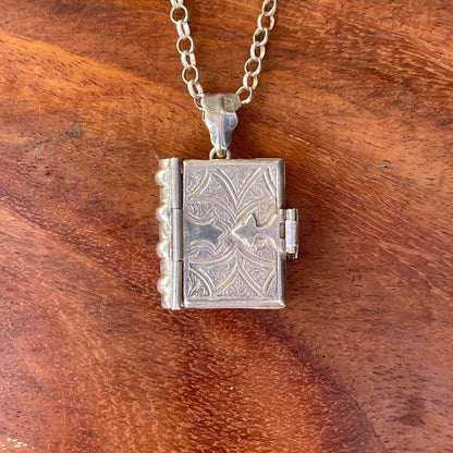Unreleased: Vintage Sterling Silver Bound Book Locket 15g (2 of 2 available)