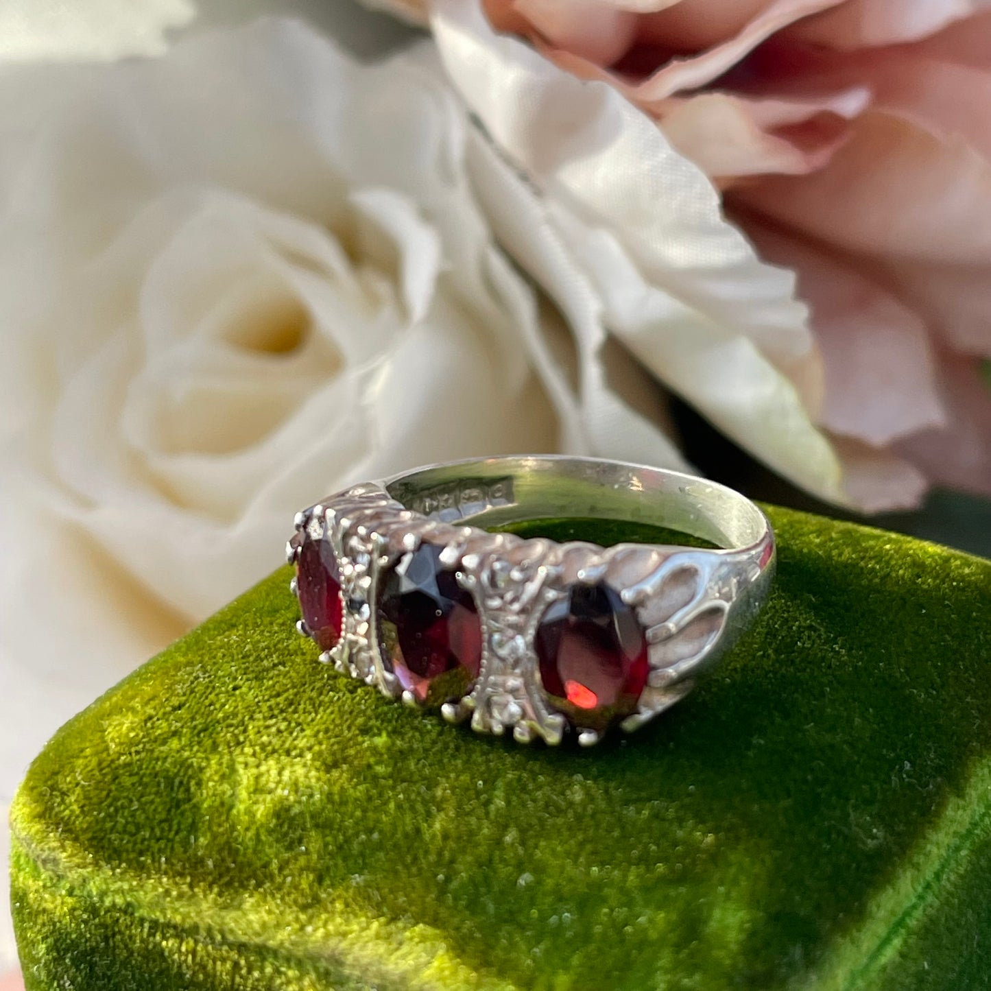 Vintage Sterling Silver 3 triple stone Gypsy Ring Victorian inspired 1977 Q 4.4g