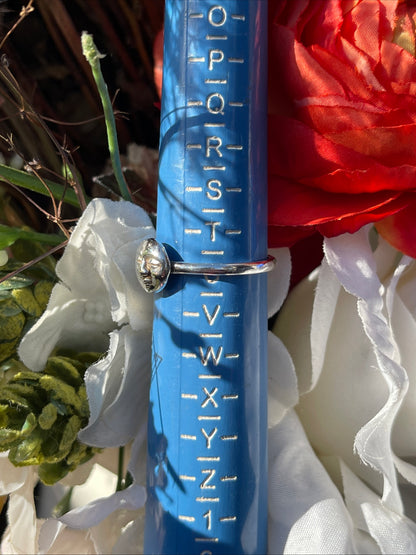 Sterling Silver Moon Face Ring Vintage Victorian Look Celestial Style As above U