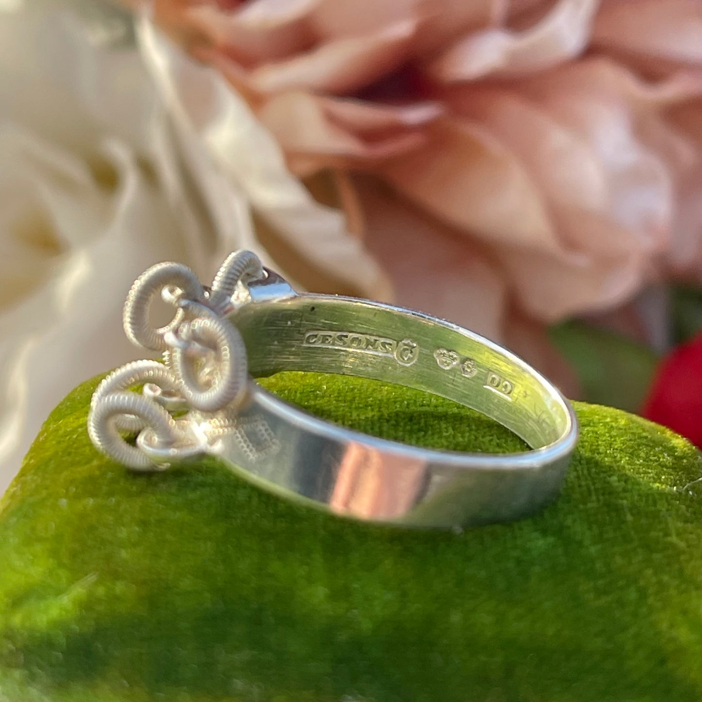 Vintage 60s Swedish Sterling Silver Modernist Loops Etched Sami Ring S 3.2g