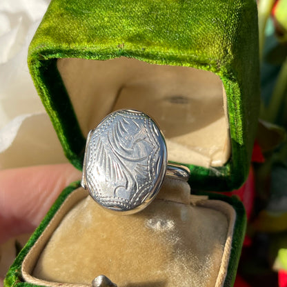 Vintage Sterling Silver Filigree Engraved Locket Ring N