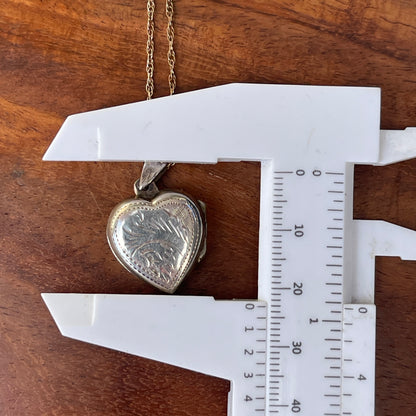 Unreleased: Vintage Sterling Silver Small Filigree Heart Locket