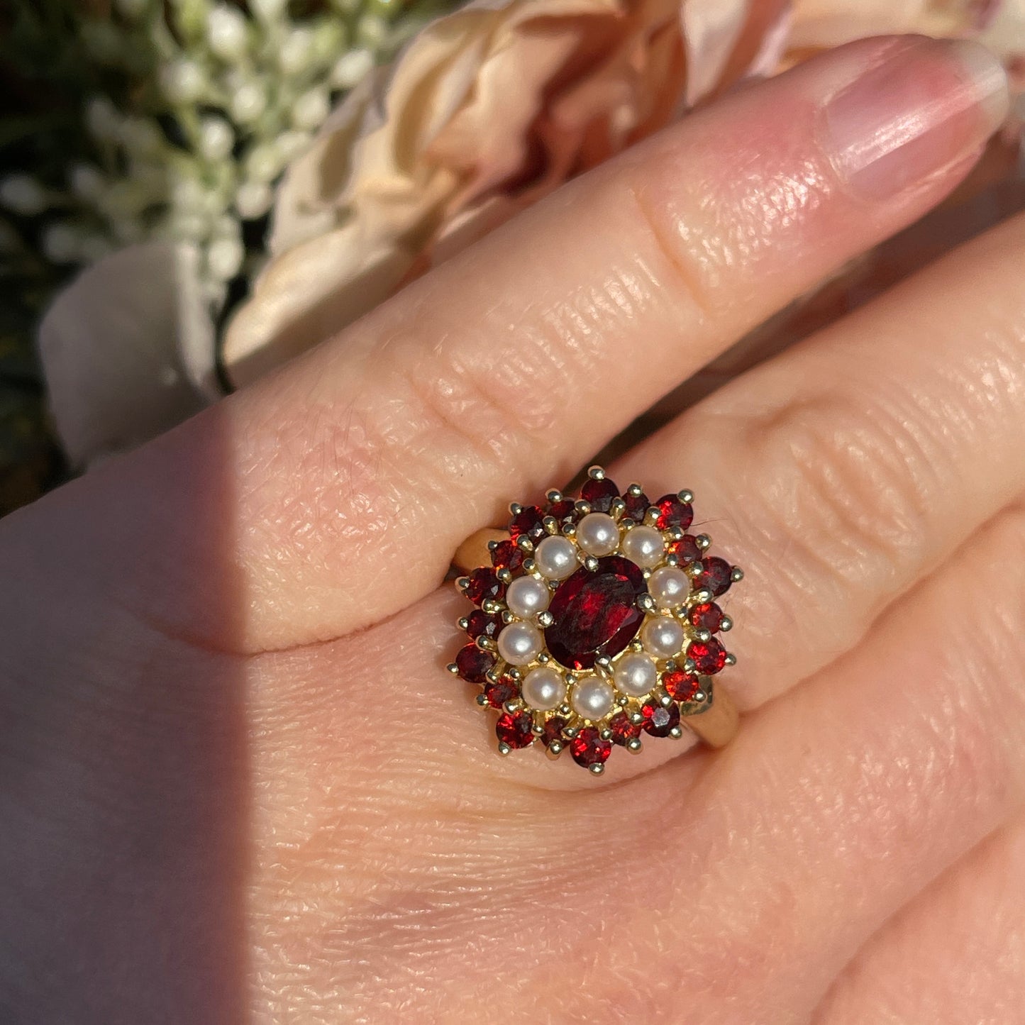 Vintage 9ct Gold Garnet And Pearl Ring Large Cocktail Victorian Revival P-Q 4.5g