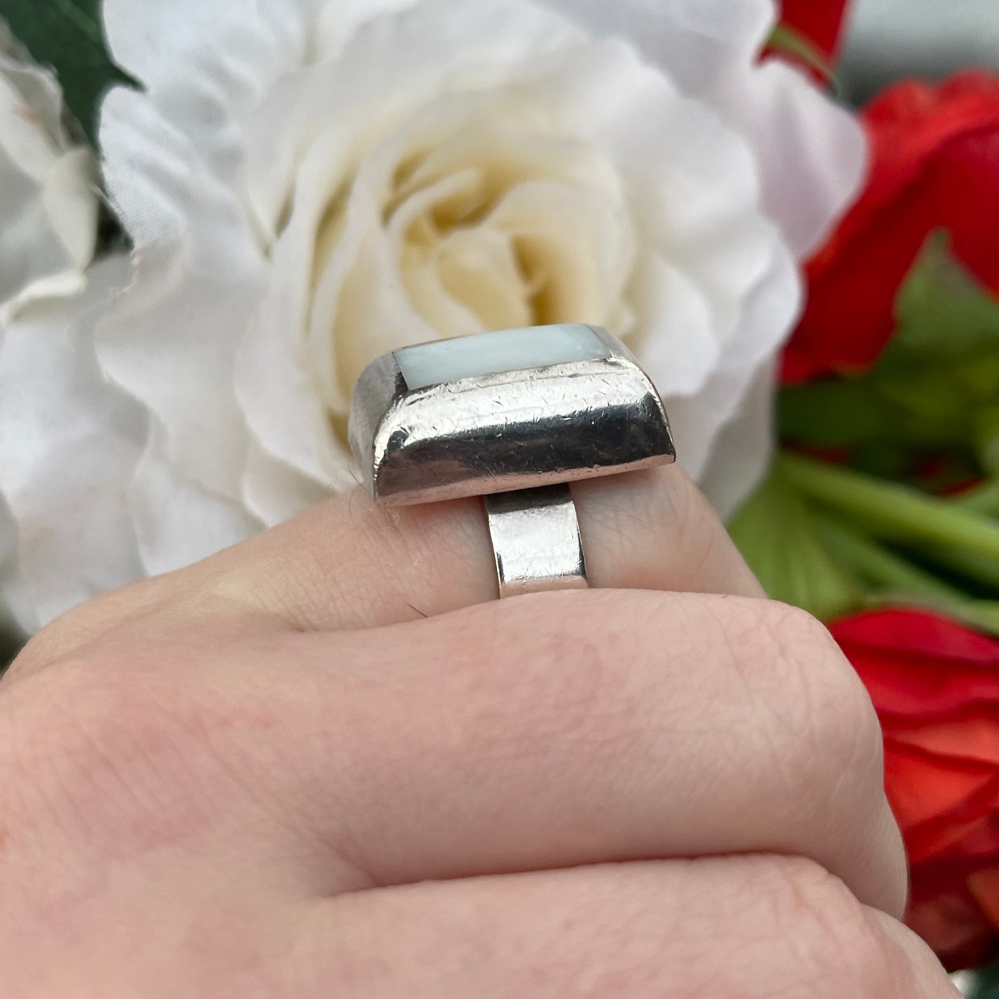 Sterling Silver Mother Of Pearl Chunky Square Cushion Ring N