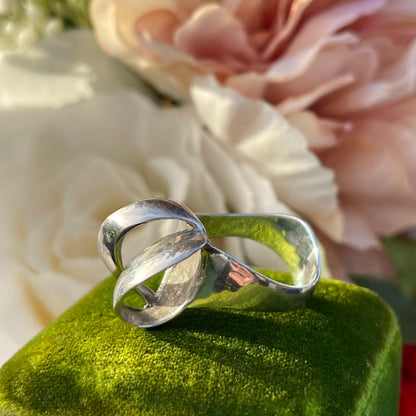 Vintage Sterling Silver Modernist double loop abstract Ring 70s 1974 M 5.1g