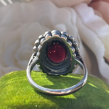 Art Deco Sterling Silver Cabochon Red Glass ring Marcasite Oval N 5g
