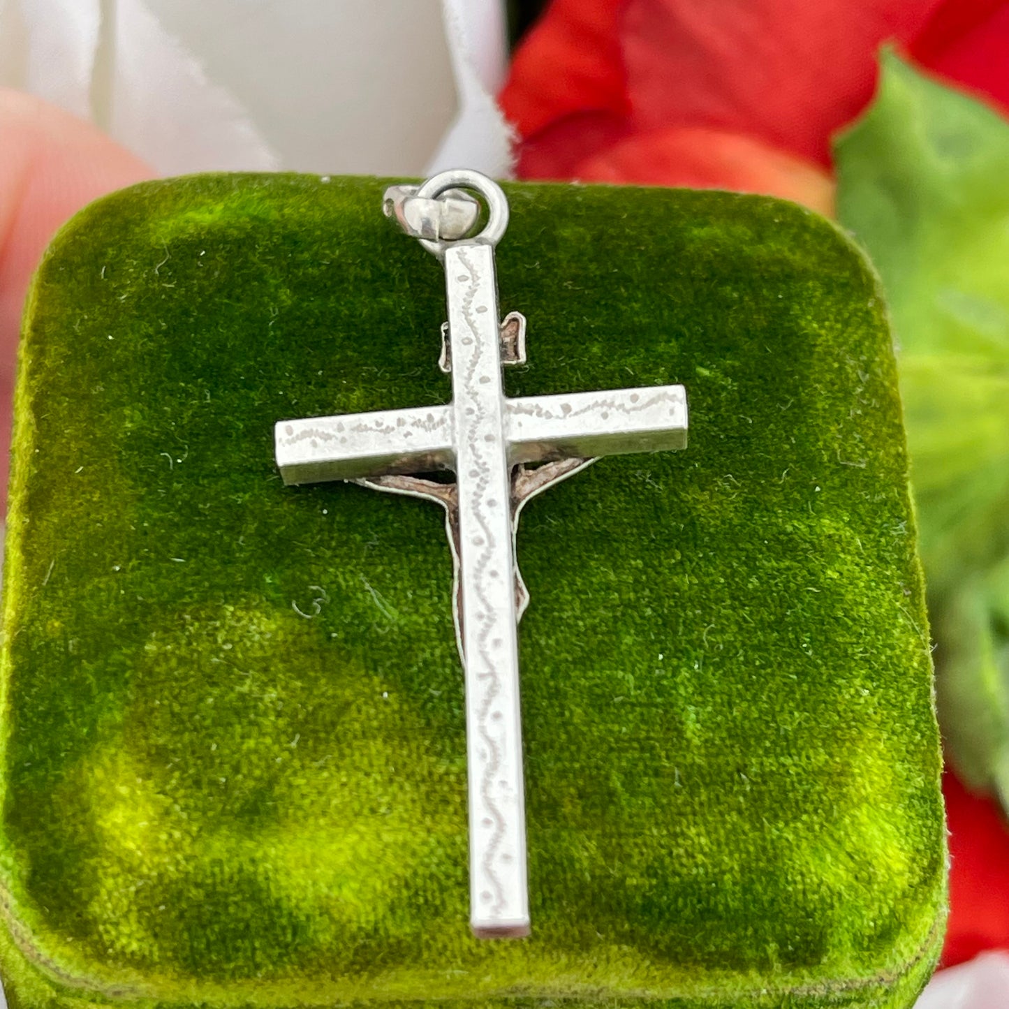 Vintage Sterling Silver Ornate Crucifix Cross Pendant