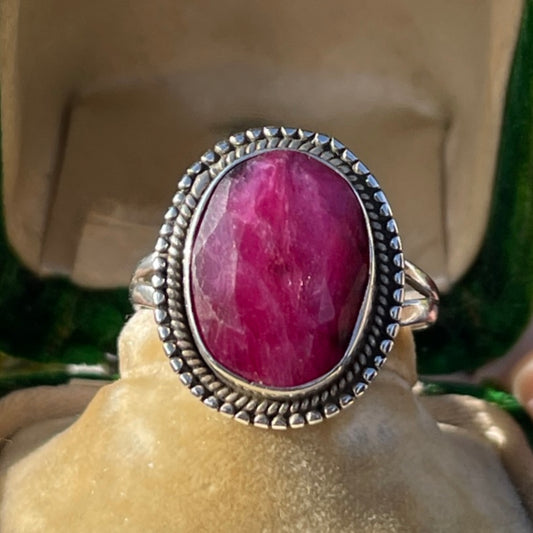 Vintage Sterling Silver Ruby Pink Statement Ring Q