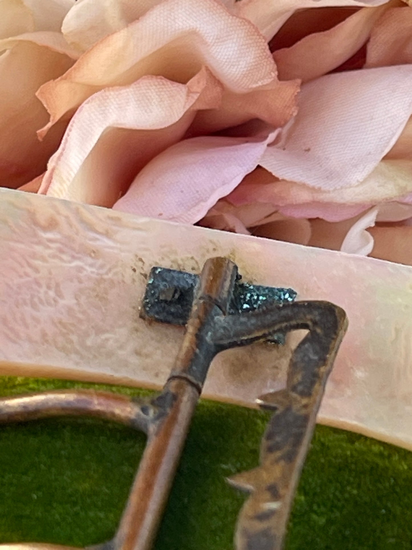 Unreleased: Antique Victorian Large Mother Of Pearl Buckle
