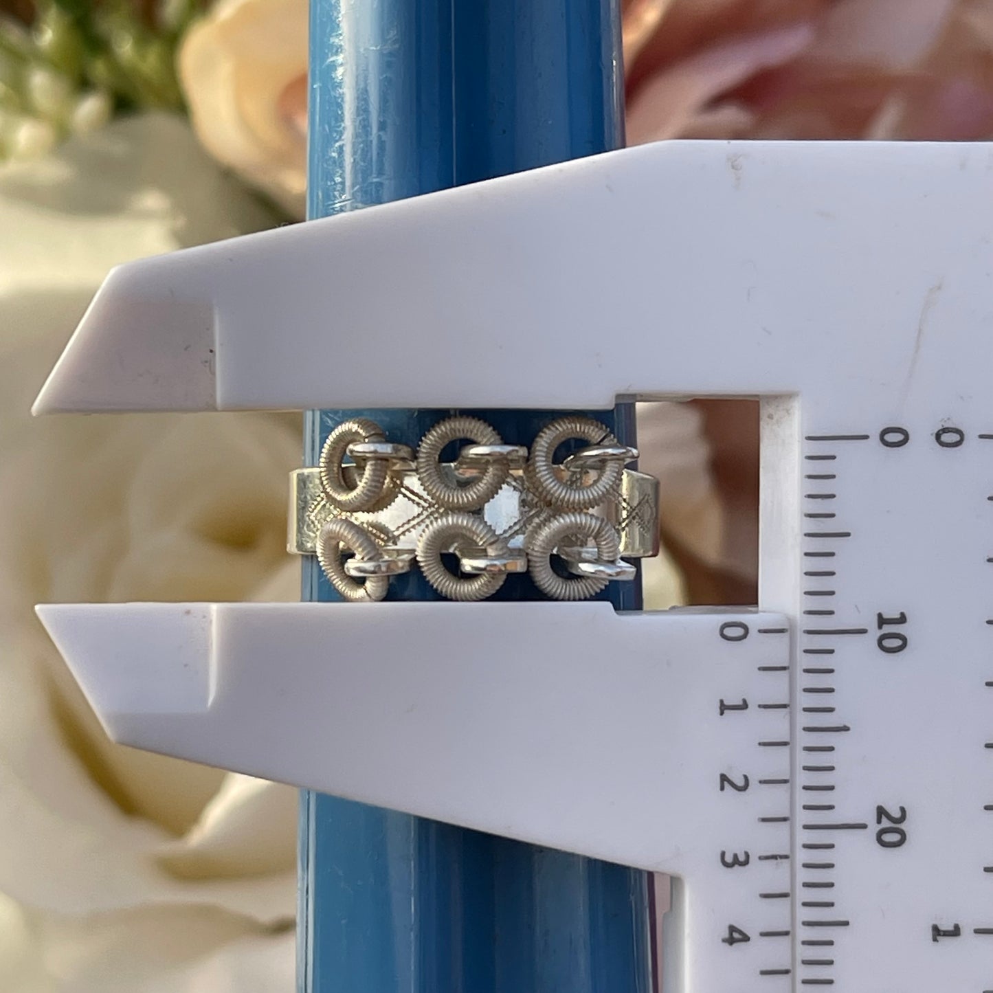 Vintage 60s Swedish Sterling Silver Modernist Loops Etched Sami Ring S 3.2g