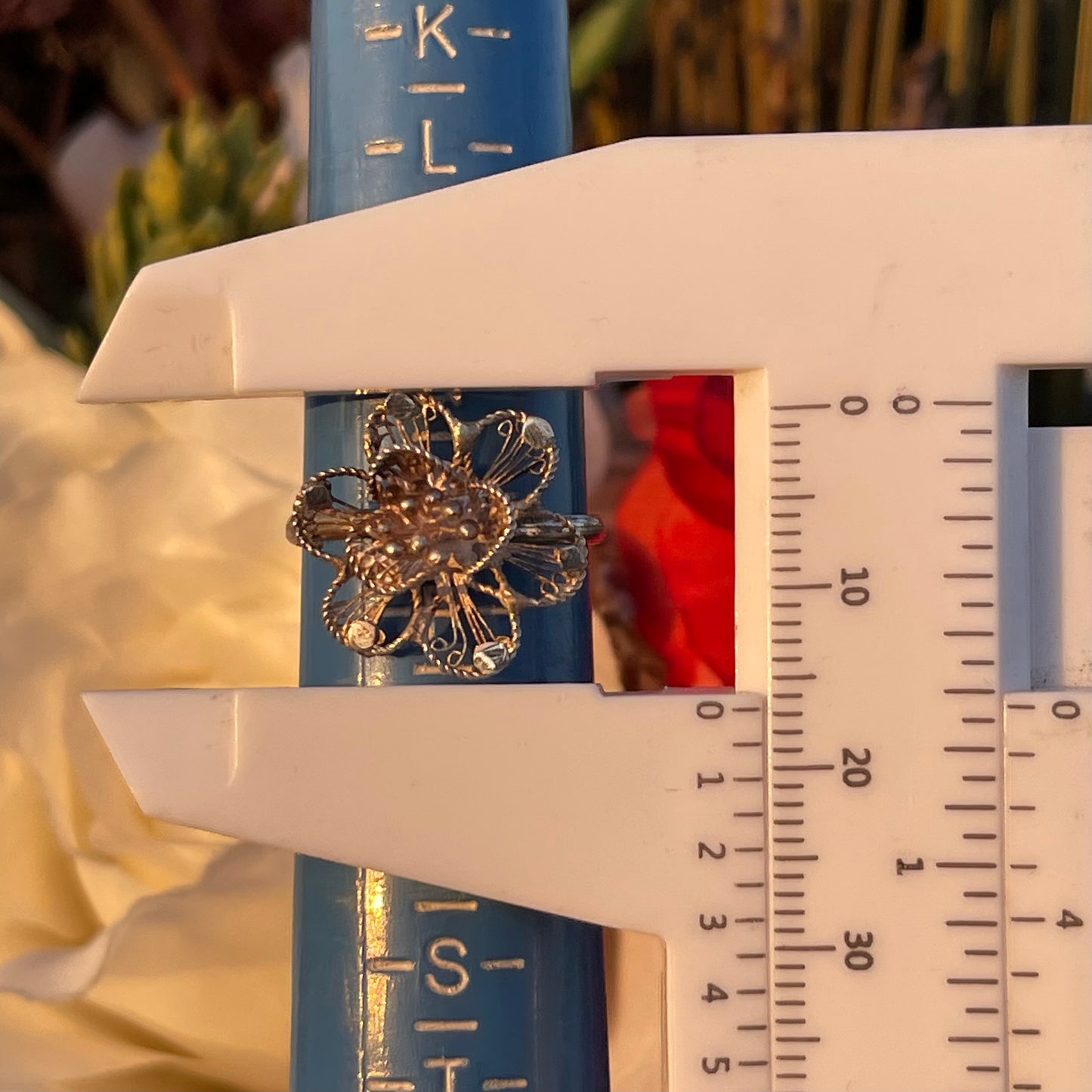 Vintage Silver Filigree Flower Daffodil ring O