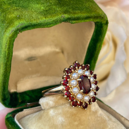 Vintage 9ct Gold Garnet And Pearl Ring Large Cocktail Victorian Revival P-Q 4.5g
