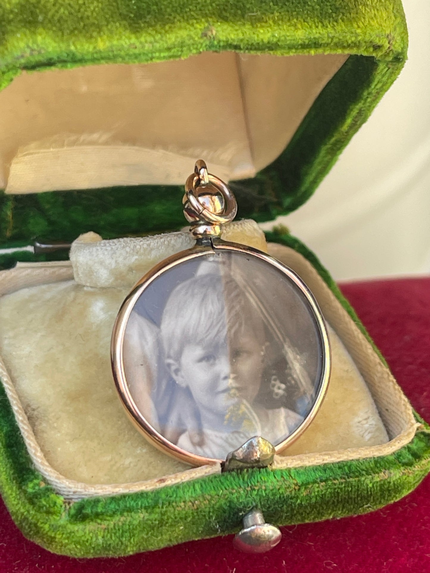 Antique 9ct Gold Glass Locket Double Sided Edwardian 1905 2.8g