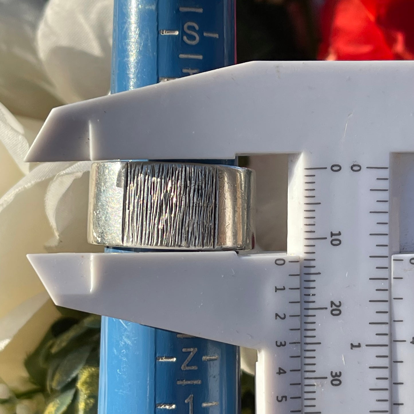 Vintage Sterling Silver Heavy Thick Band Modernist Textured Ring V/W