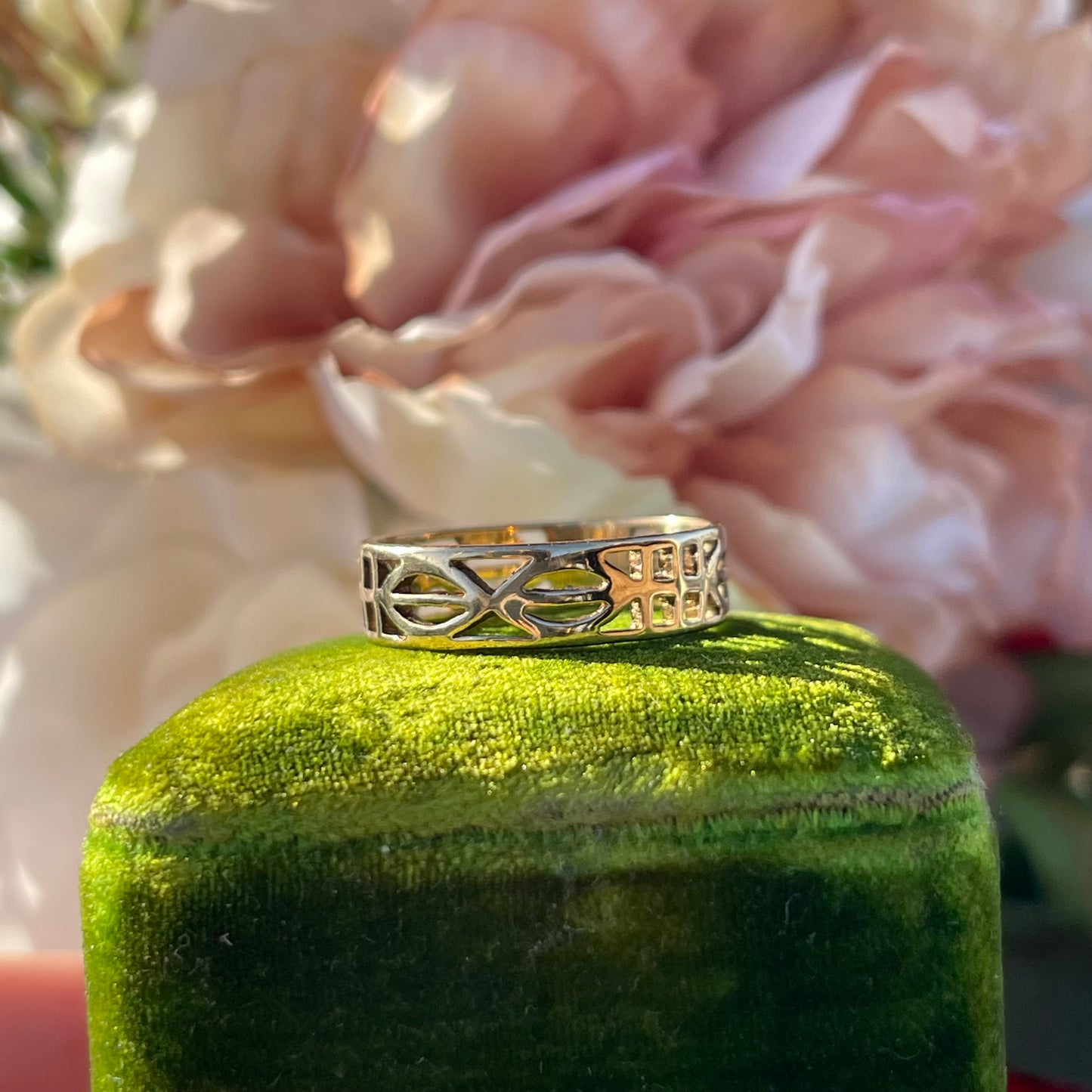 Vintage 9ct Gold Ring Charles Rennie Mackintosh Style Openwork Art Deco O 2g