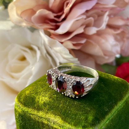 Vintage Sterling Silver 3 triple stone Gypsy Ring Victorian inspired 1977 Q 4.4g