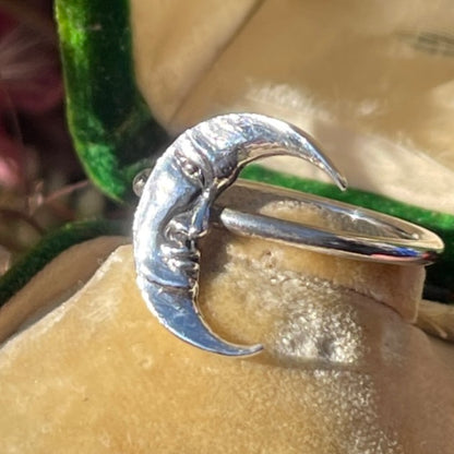 Sterling Silver Crescent Moon Face Ring Vintage Victorian Look Celestial Style S