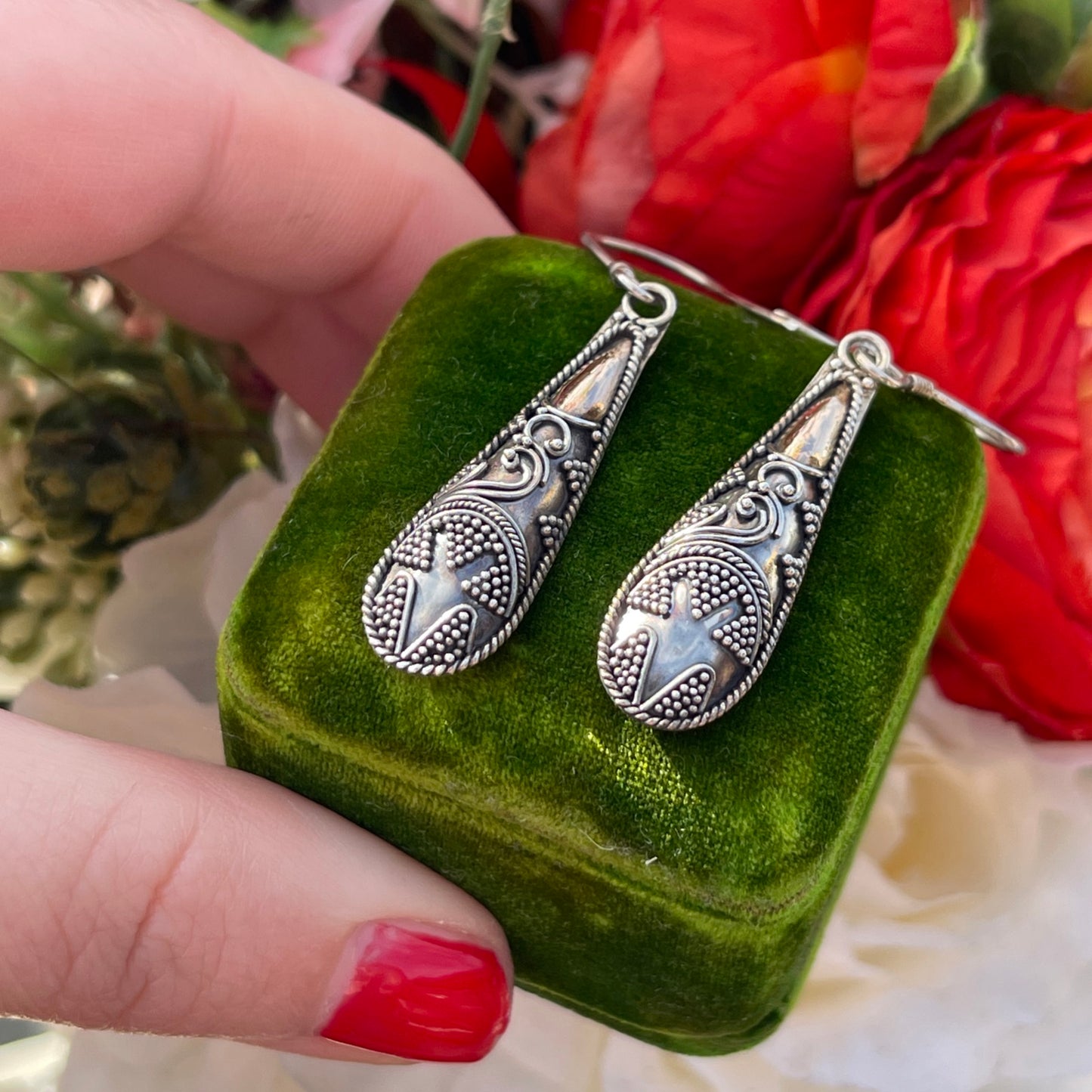 Vintage Sterling Silver Gold Balinese Filigree Teardrop earrings