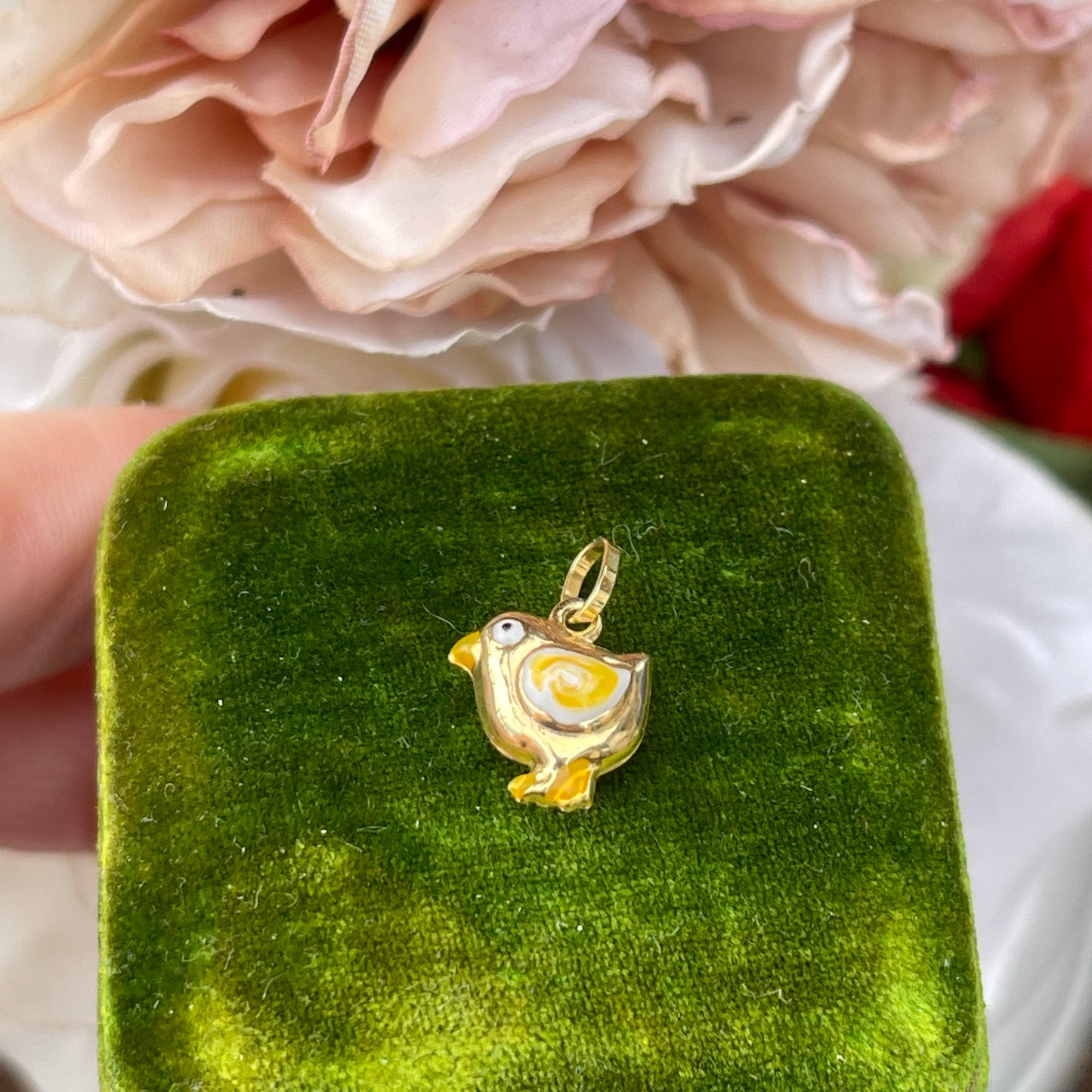 Unreleased: Vintage 9ct Gold Tiny Enamel Chic Charm Italy