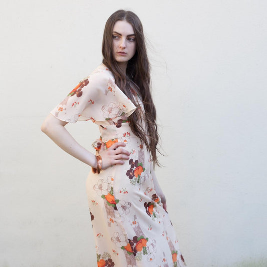 THE DECO ANGEL Vintage 70s Cream Floral boho Maxi Dress with angel sleeves