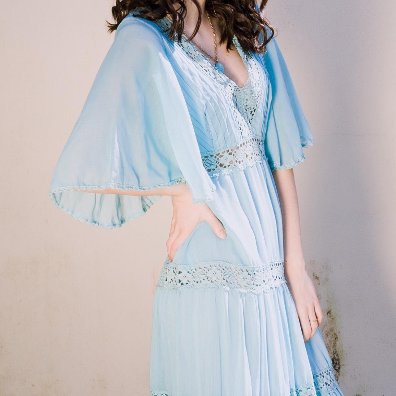 THE AQUA MEXICAN LACE