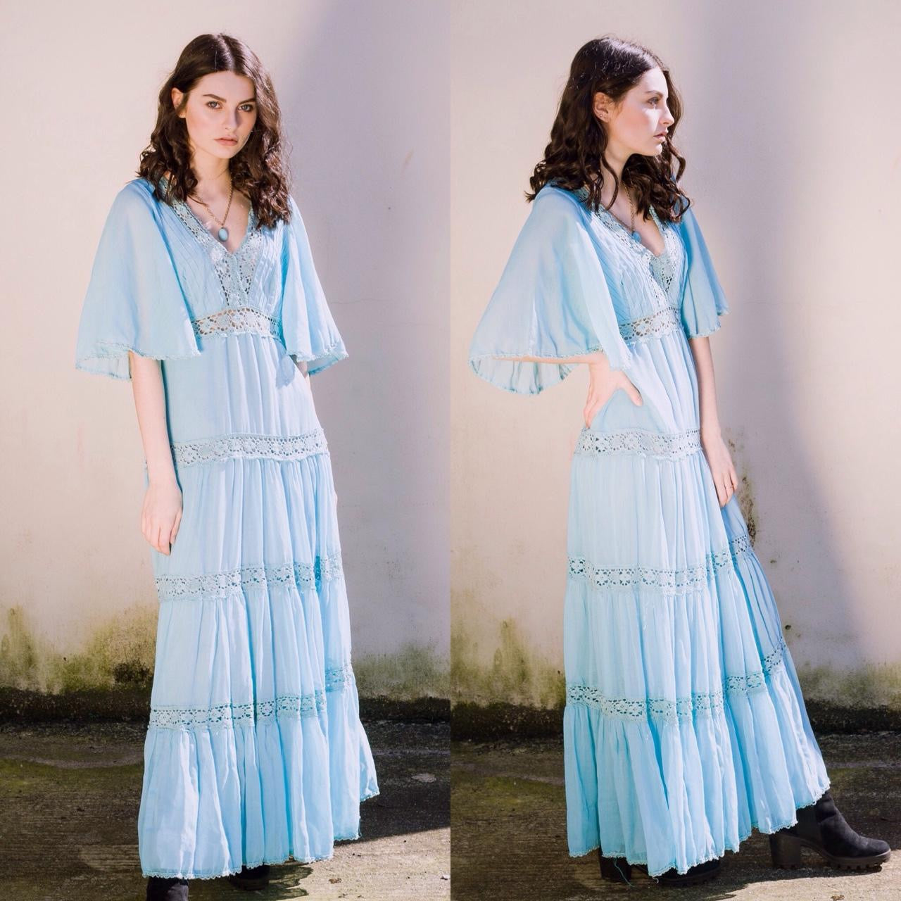 THE AQUA MEXICAN LACE