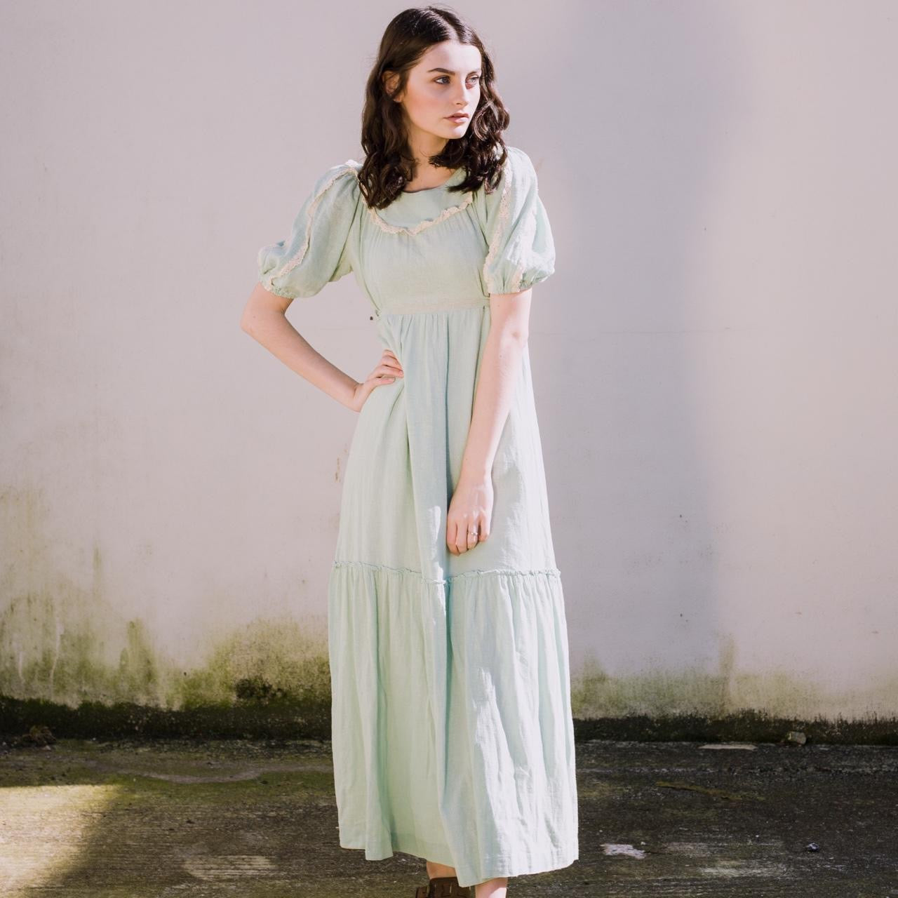 THE MINT CHEESECLOTH