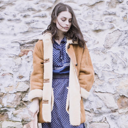 Vintage midi/maxi dress in blue western ditsy print with ruched sleeve