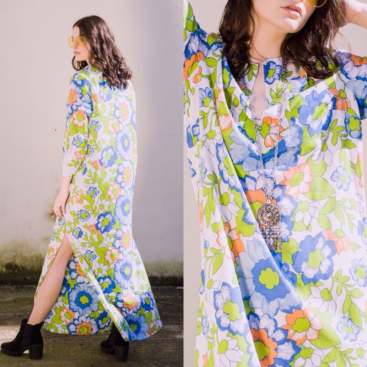Vintage 1960s Kaftan Psychedelic Floral Maxi Dress