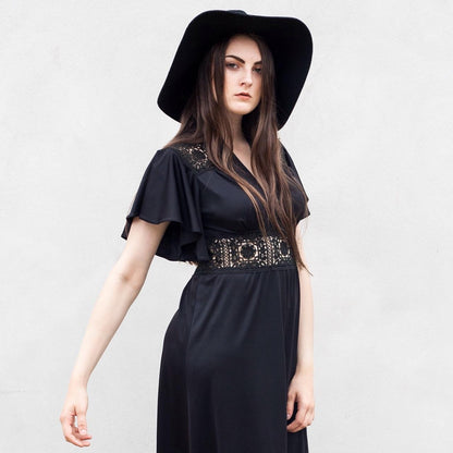 THE BLACK CROCHET ANGEL