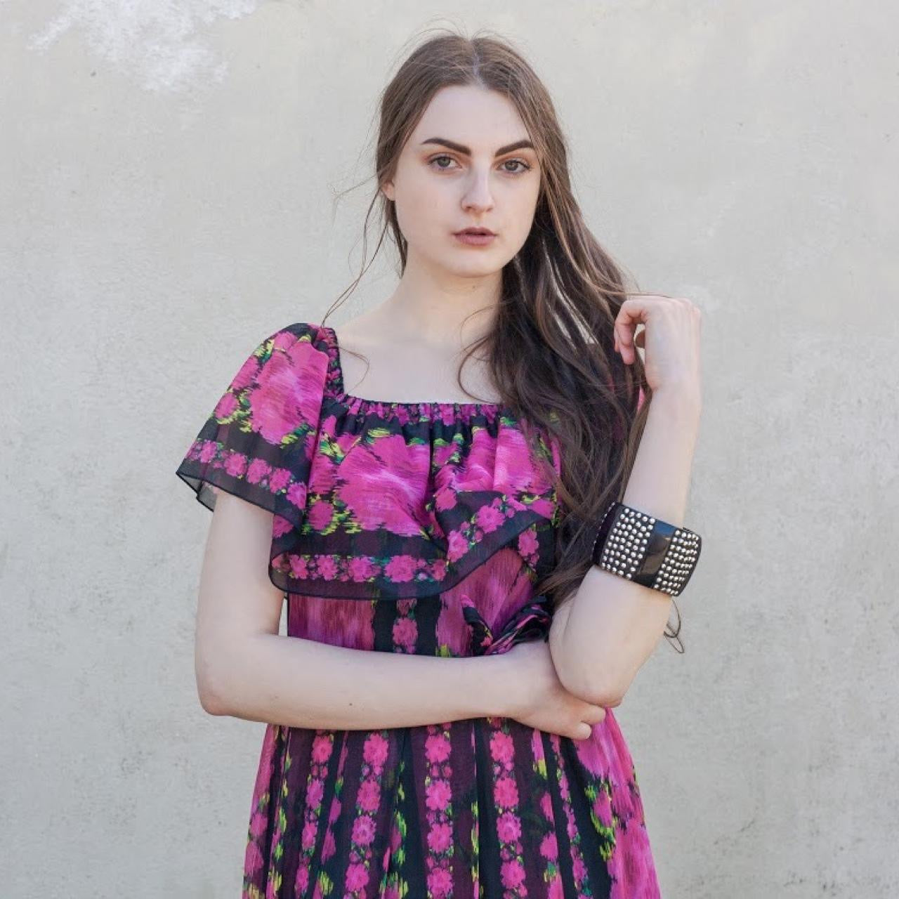 Vintage 70s pink floral off shoulder maxi dress