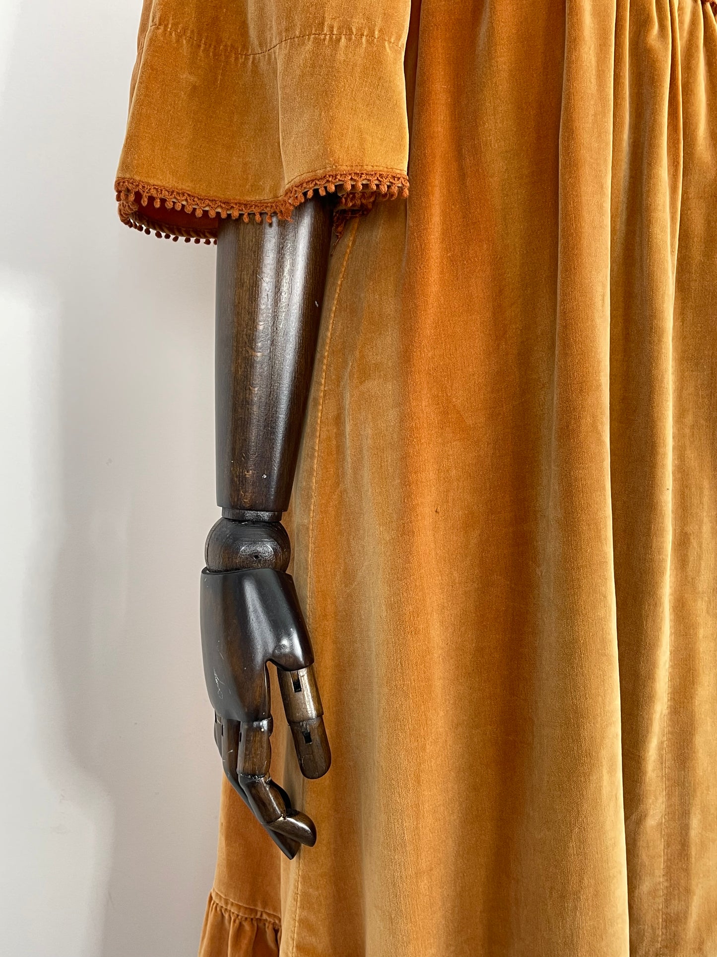 THE PEACHY EARLYBIRD