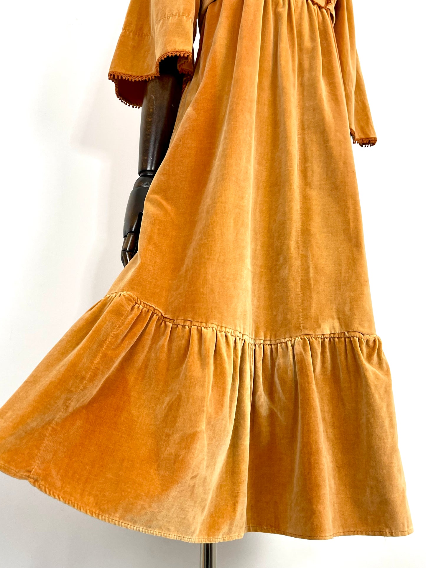 THE PEACHY EARLYBIRD