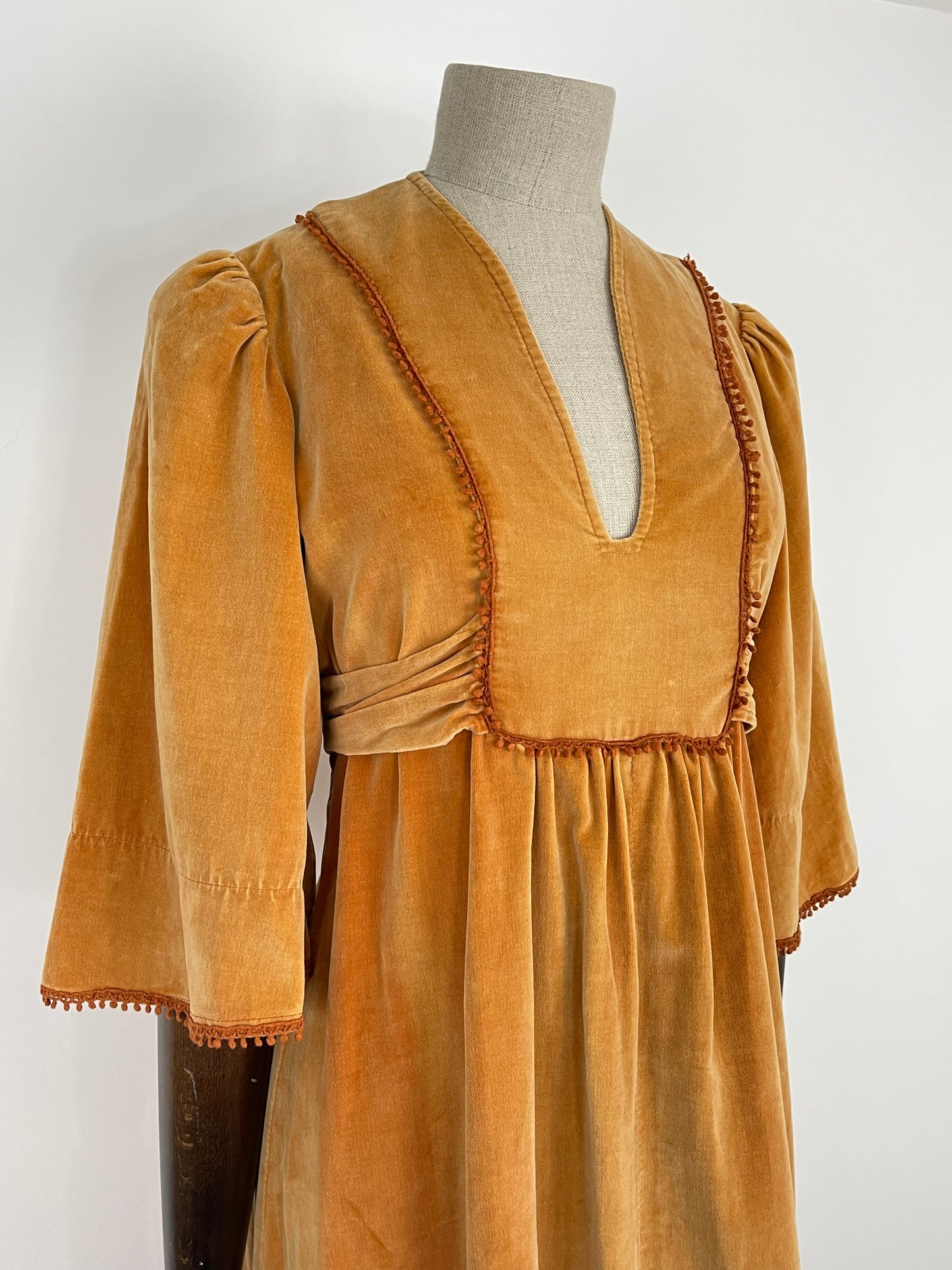 THE PEACHY EARLYBIRD