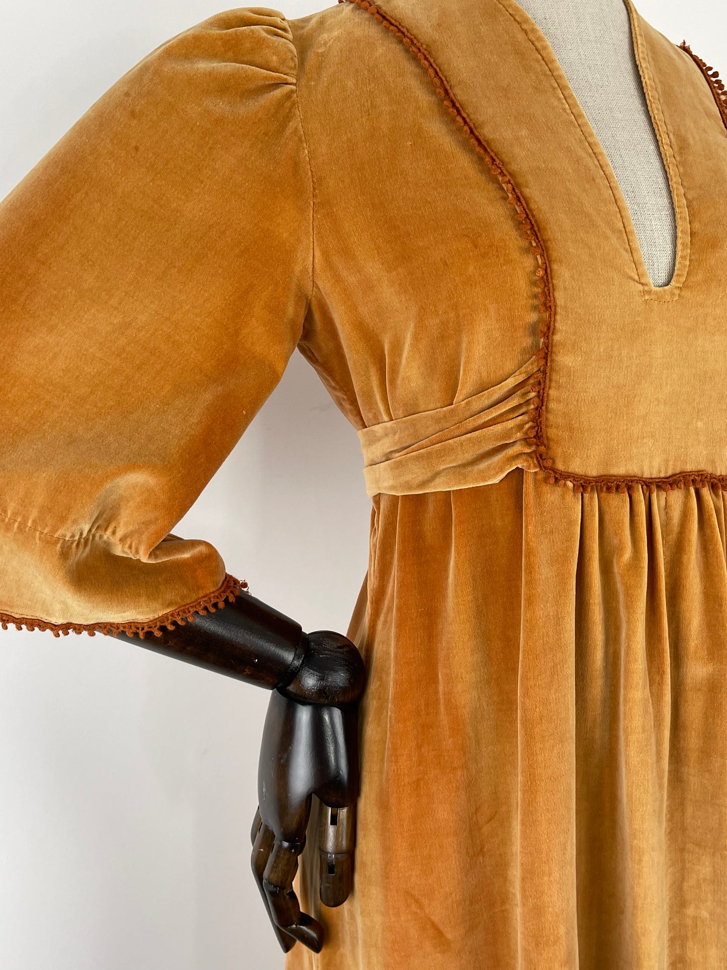 THE PEACHY EARLYBIRD