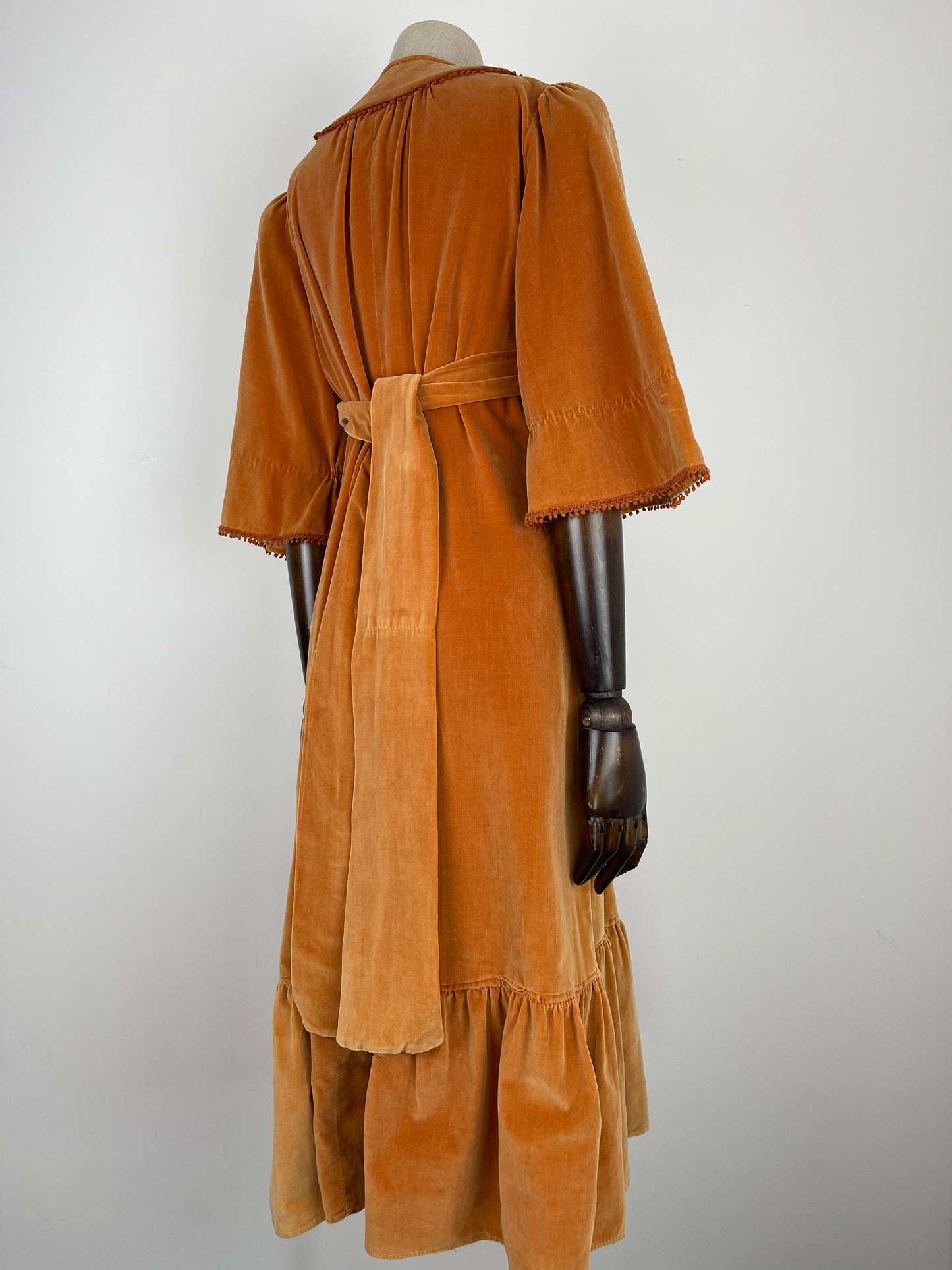 THE PEACHY EARLYBIRD