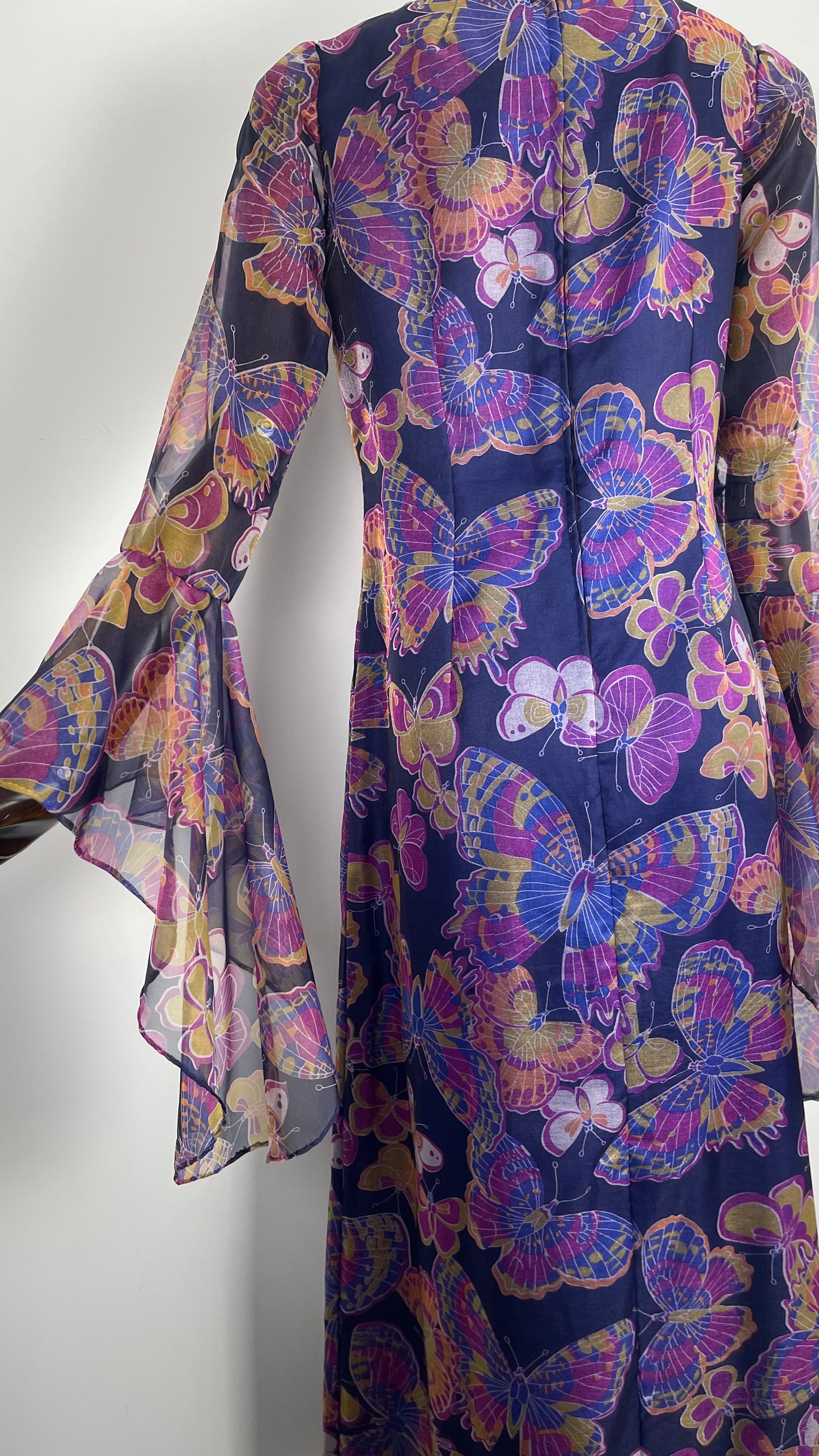 THE PURPLE BUTTERFLY