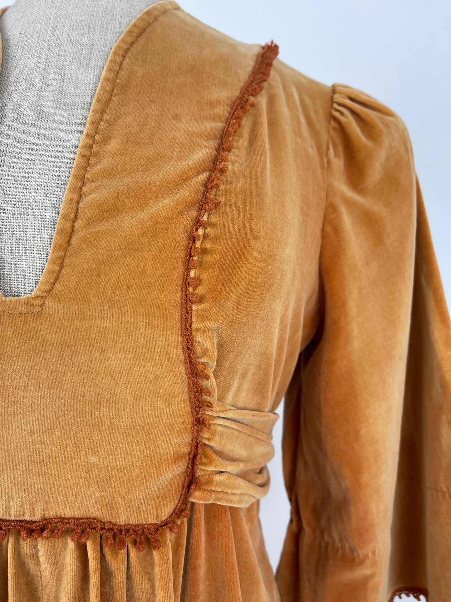 THE PEACHY EARLYBIRD