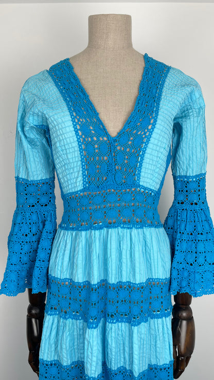 THE TURQUOISE CROCHET